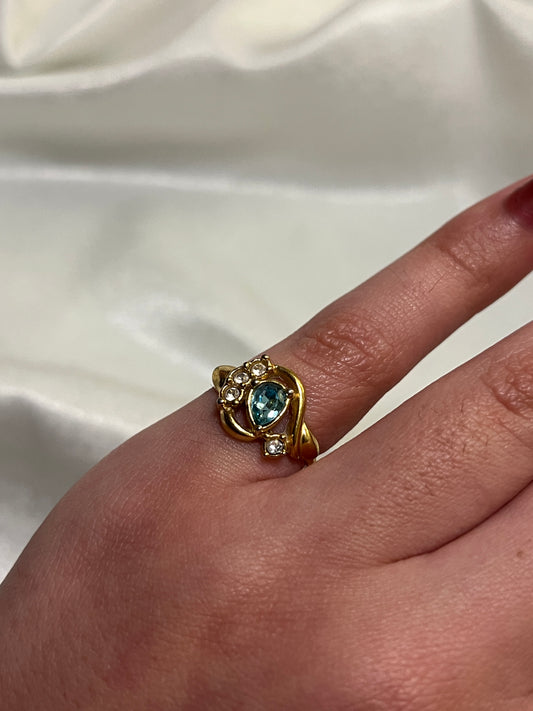 1992 Avon Aqua Gemstone Ring