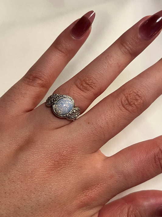 Avon Opalesque Ring