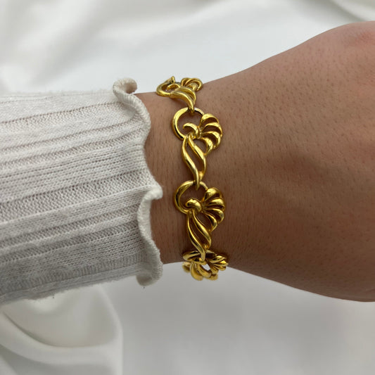 Detailed Gold-Toned Bracelet